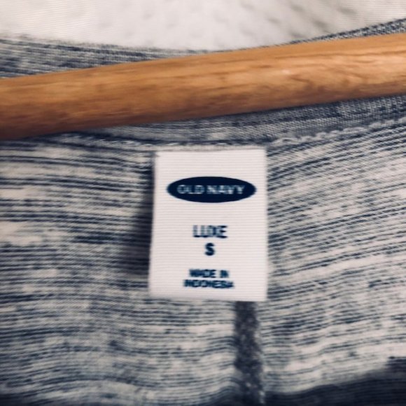 Old Navy Gray Tank Top - NWT - S - Picture 4 of 7